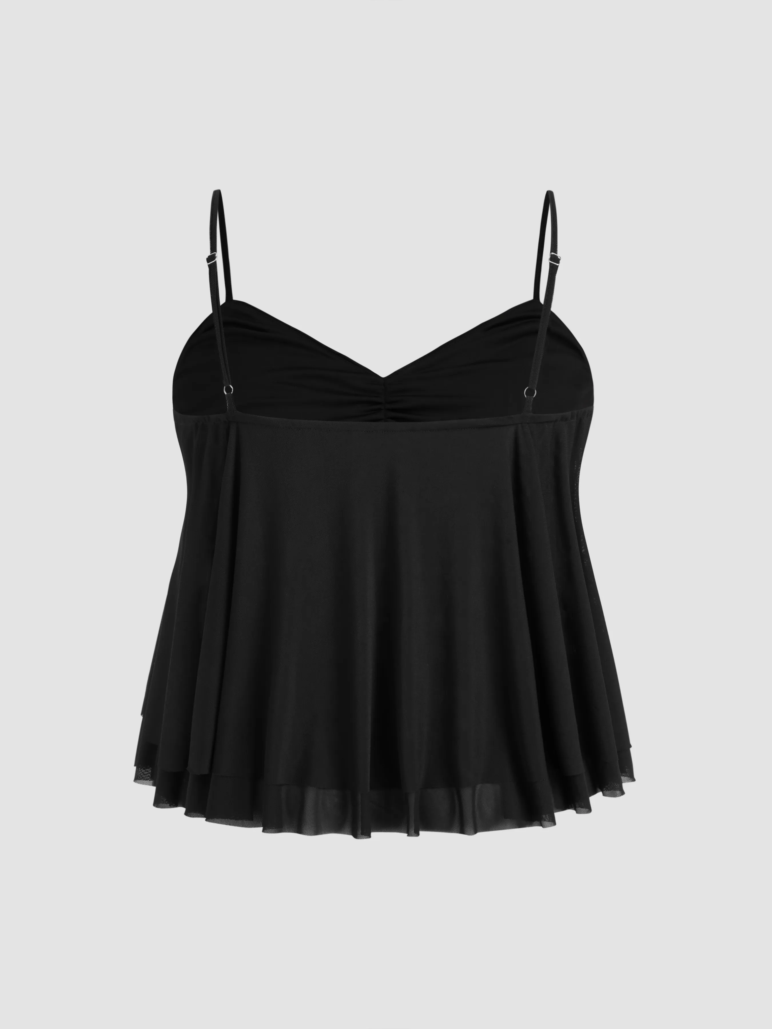 Top de malla con cuello en V sólido con fruncido y volantes Curvy