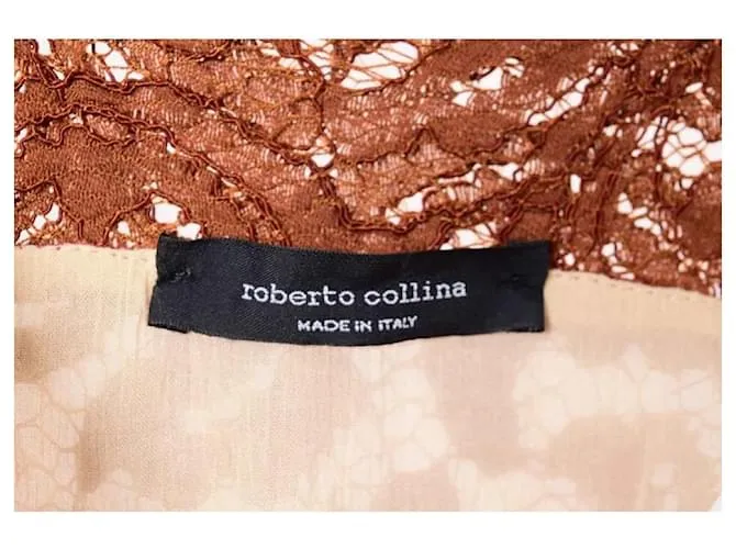 ***Vestido largo de encaje de Roberto Collina Castaño 