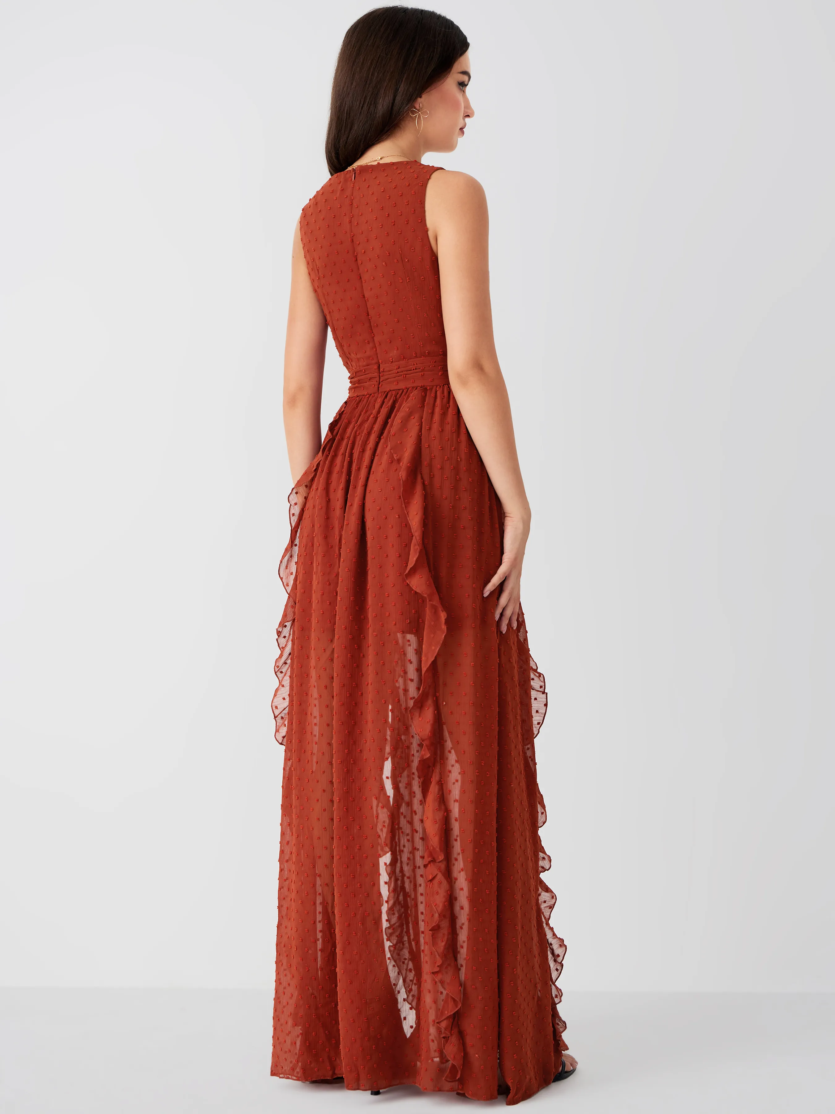 Vestido Maxi con Cuello en V y Volante en el Dobladillo