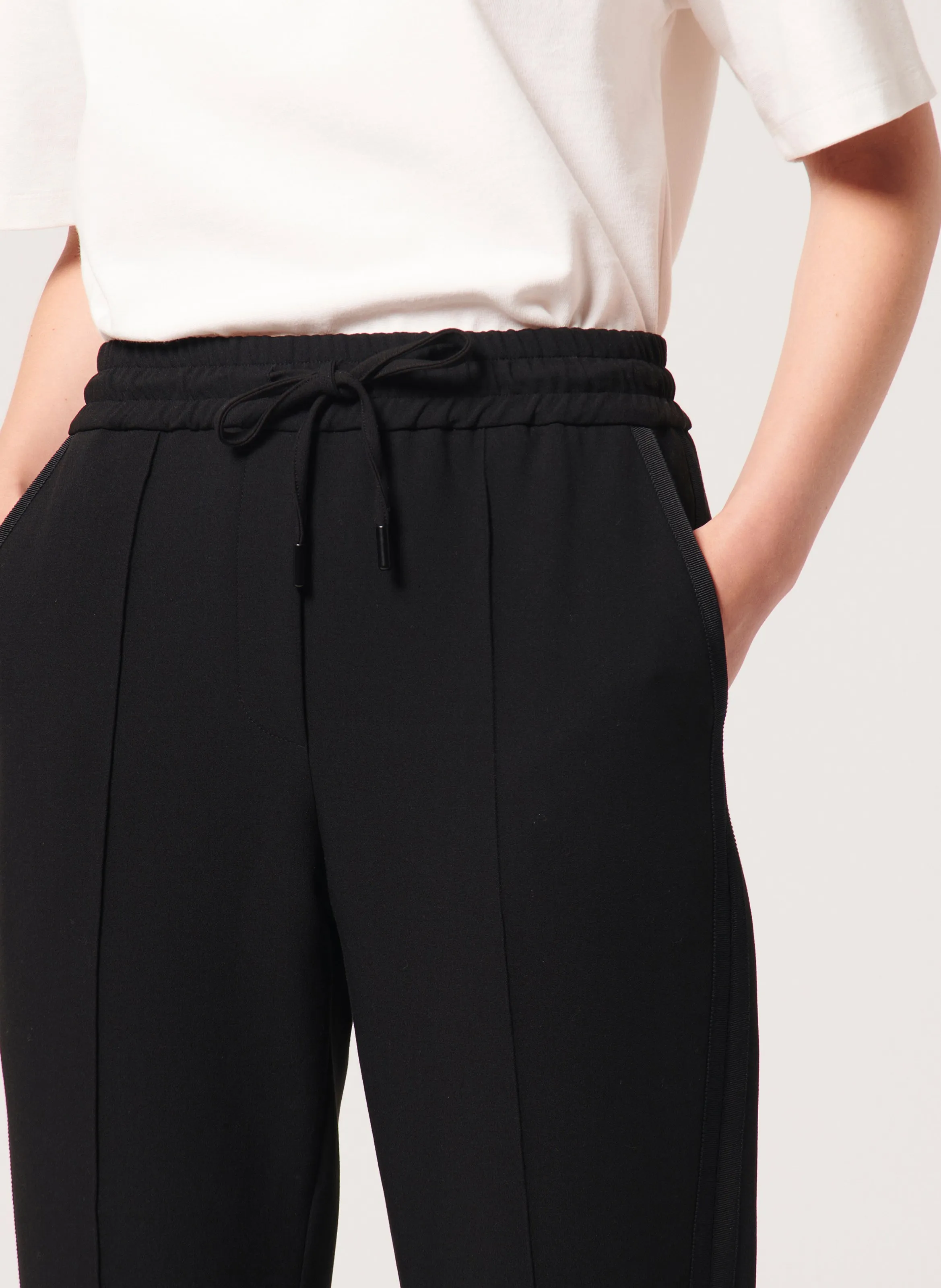 ZAPA PIEL  PANTALóN RECTO DE TALLE ALTO EN NEGRO