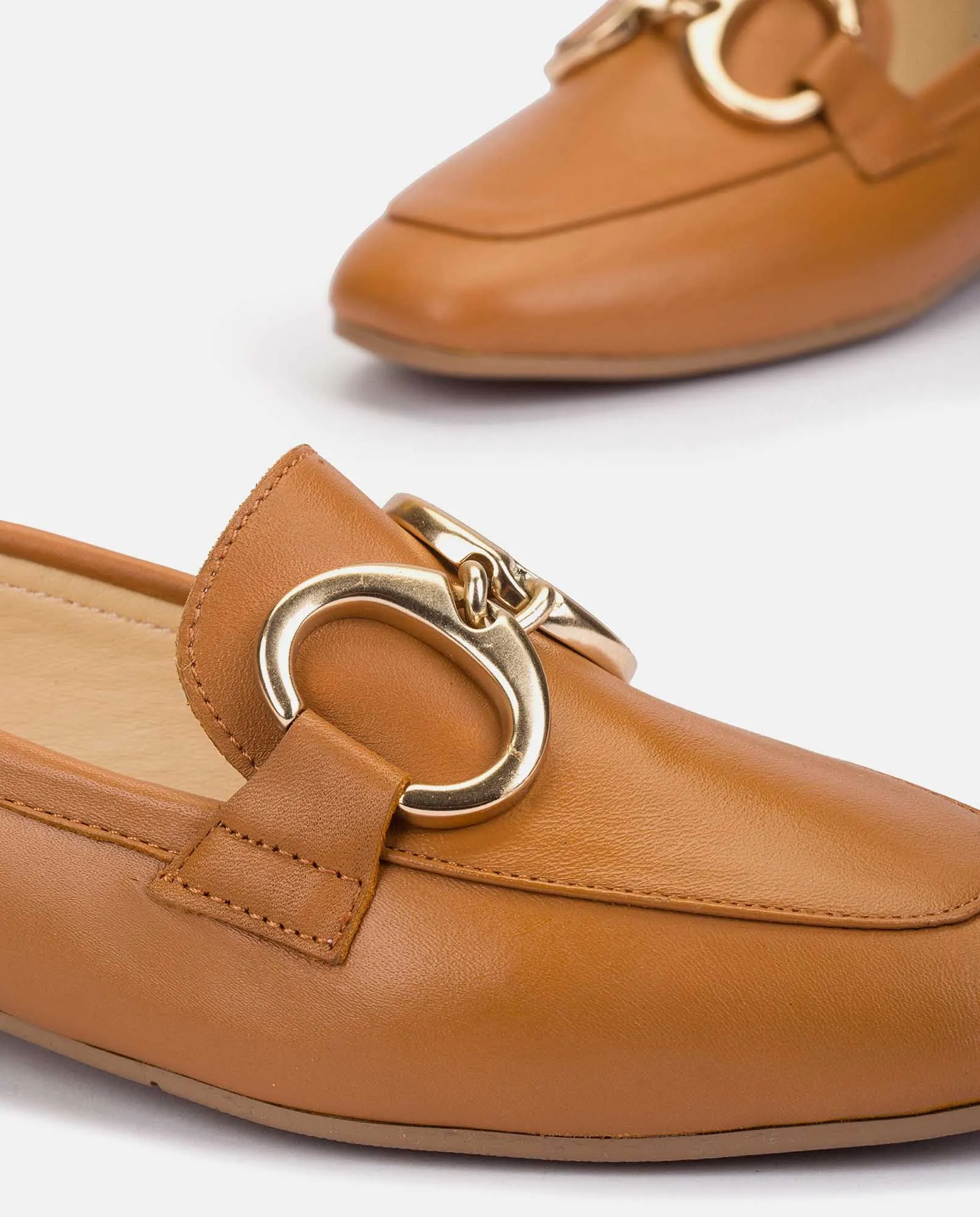 Zapato plano Regina 001 marron